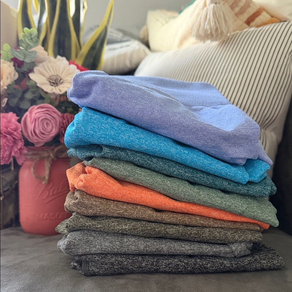 NVGTN Scrunch Shorts PLEASE READ DESCRIPTION